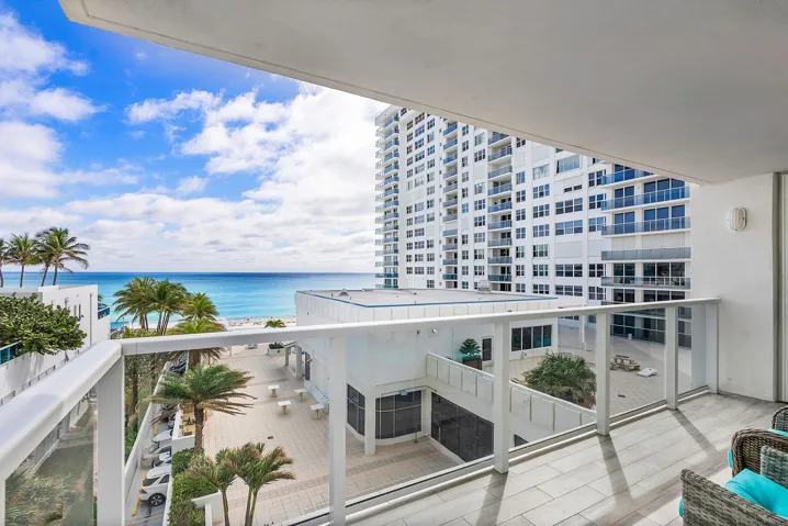 018-2751SouthOceanDrive-Unit504N-Hollywo