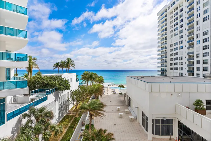 017-2751SouthOceanDrive-Unit504N-Hollywo