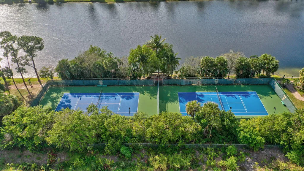64 tennis court