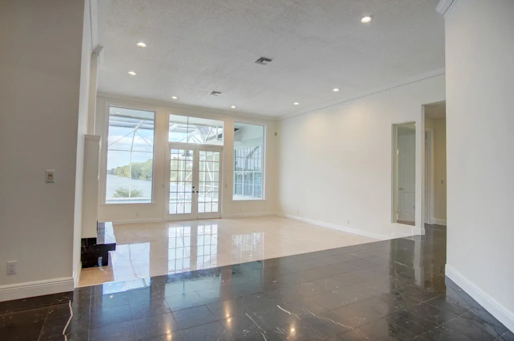 12 livingroom