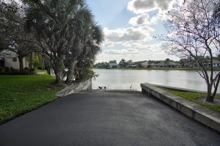62 clubhouse 2