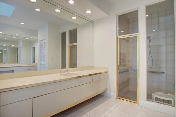 37 primary bath 2