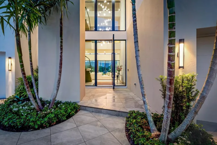 mls_ENTRANCE_DETAIL_SUNSET