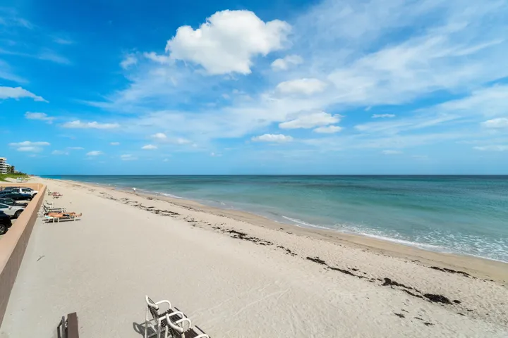 Direct on Beachfront