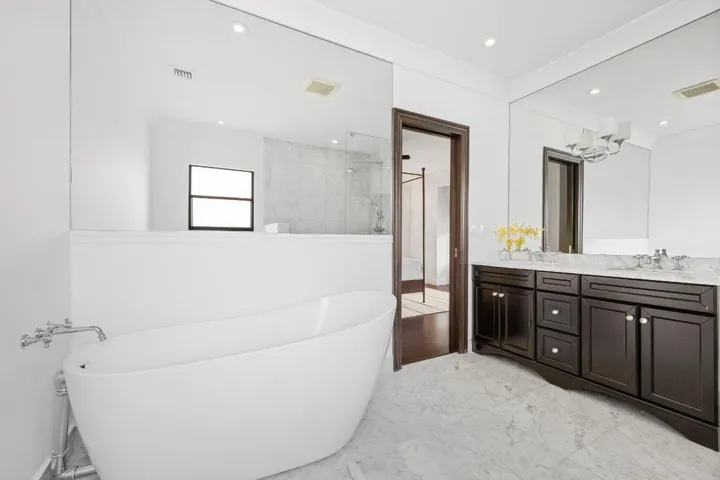Bathroom 4