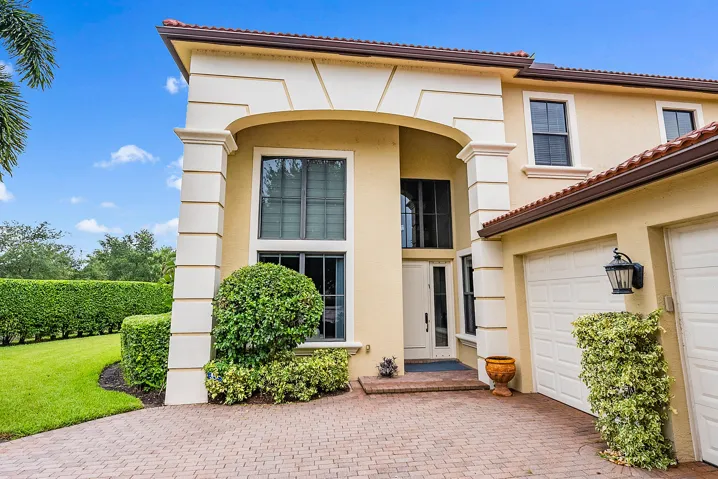 6786 Fox Hollow Dr MLS-46