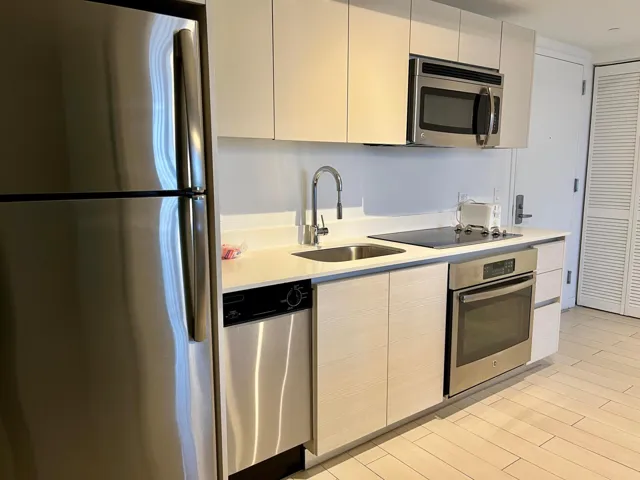 08. Kitchen 03