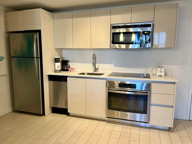 07. Kitchen 02