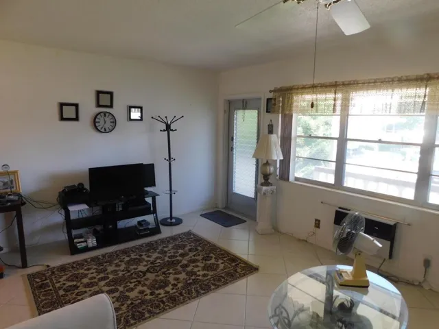 WhatsApp Image 2022-05-18 at 11.47.28 AM