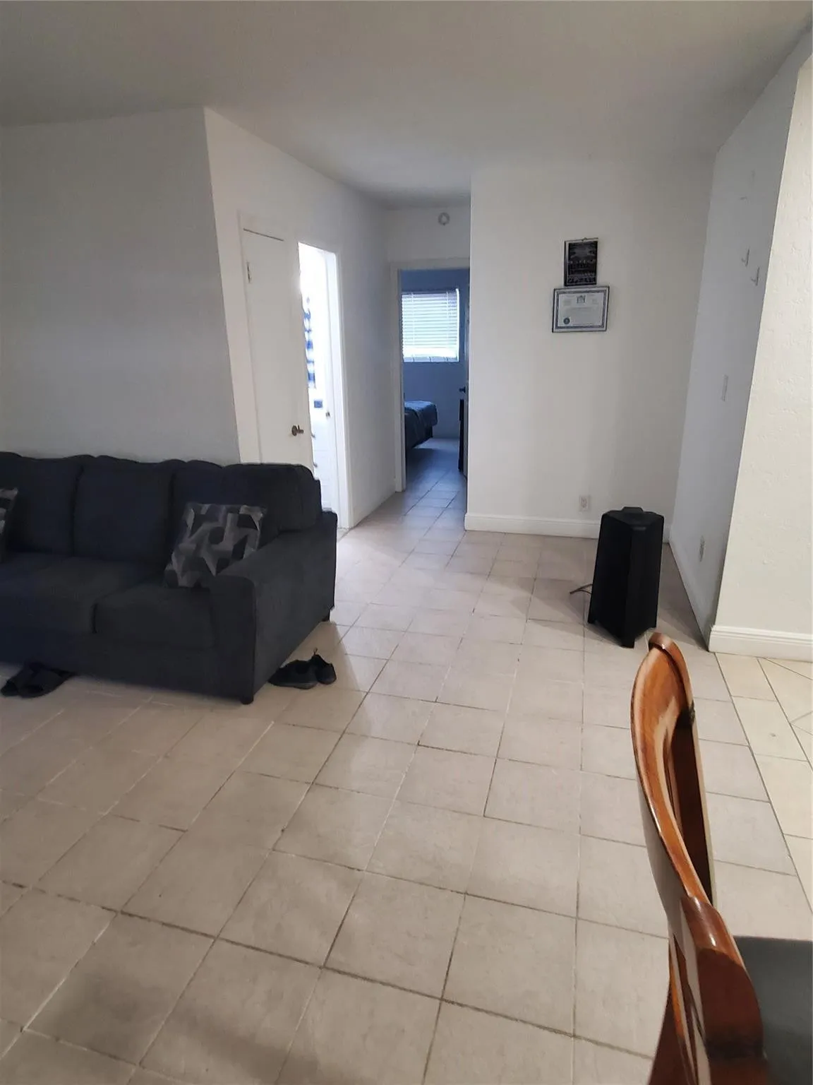 ENTRY, AREA FOR SMALL DESK OR DINING TABLE