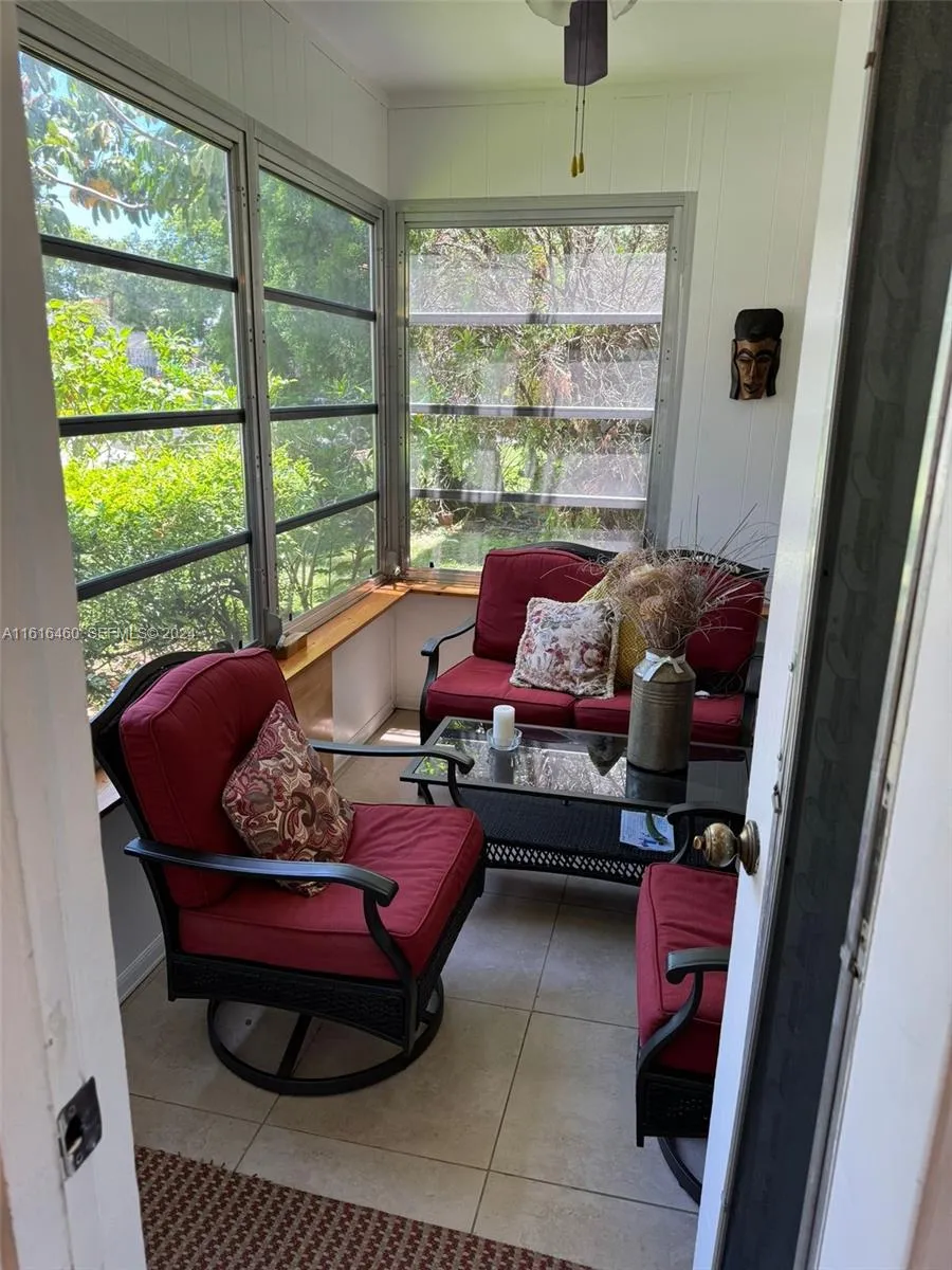 SUN ROOM