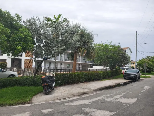 Photo 18