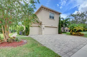 8625 Wellington View