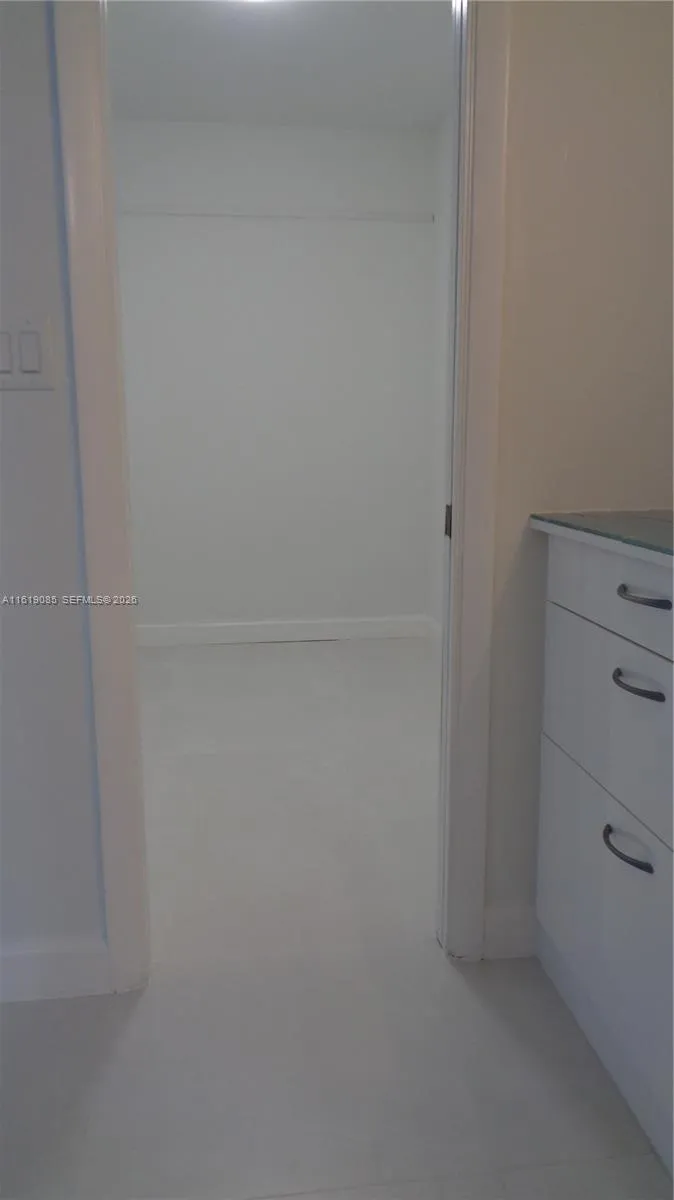 Walk in closet