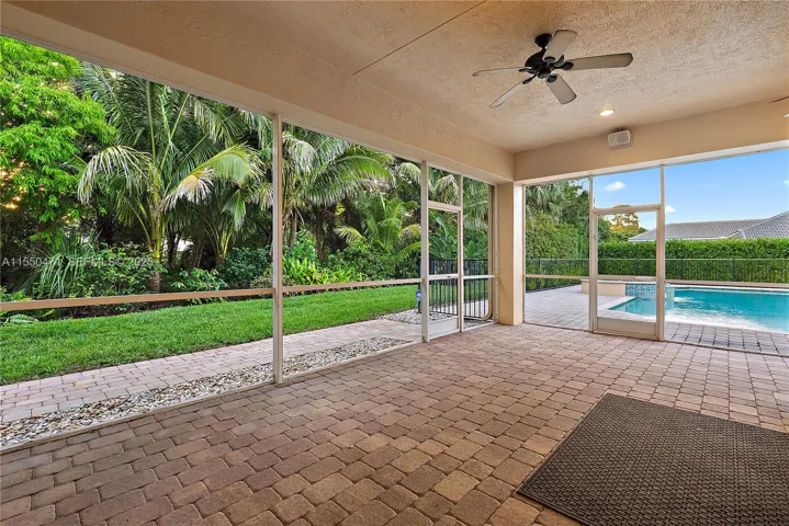 Pool Lanai