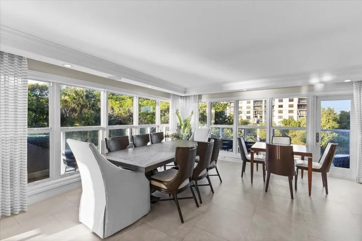 Upper level dining area