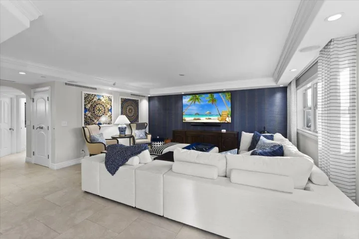 Upper level living room (alternate view)