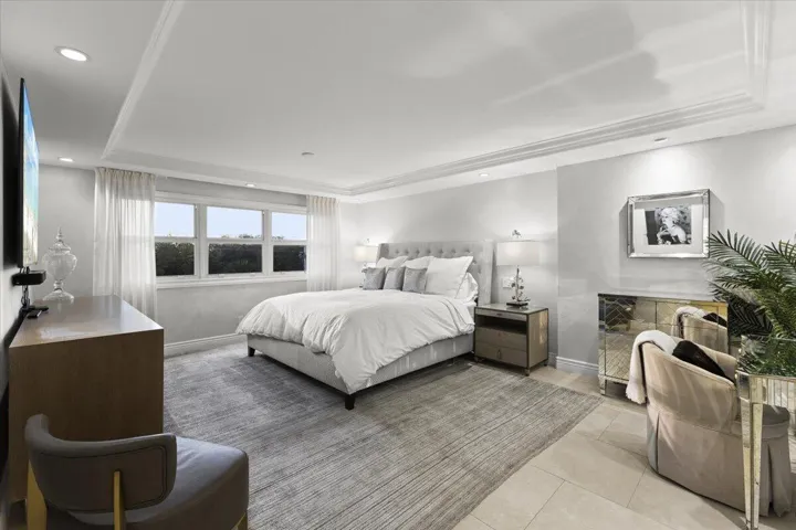 Upper level primary bedroom