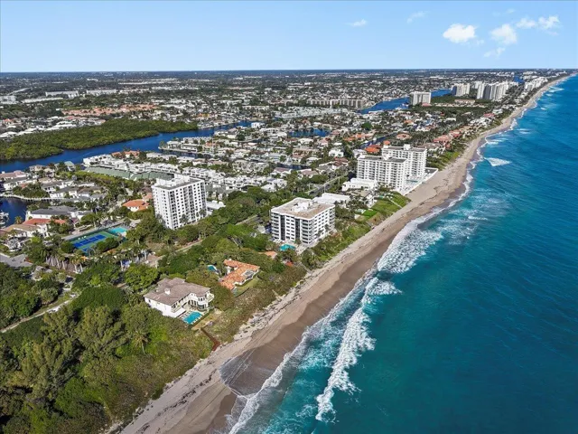 Extended aerial of open coastline