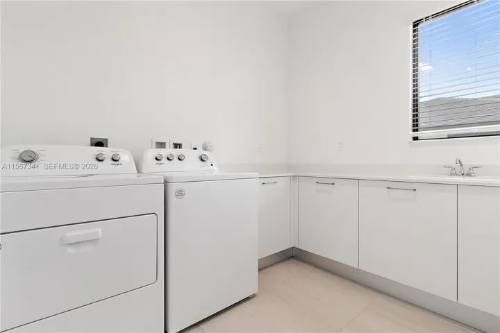 Full Laundry