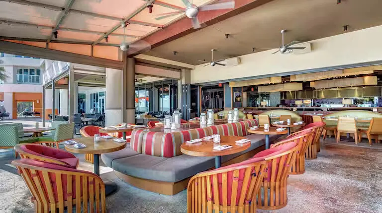 s3-restaurant-terrace