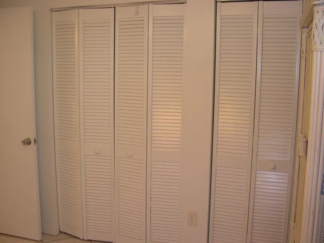 Lot's of closets.