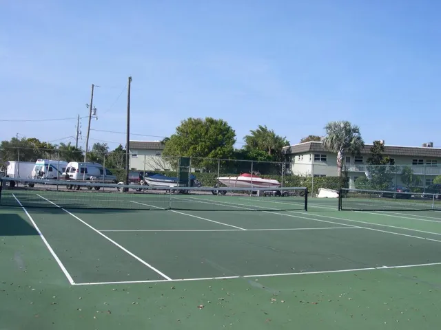 Tennis