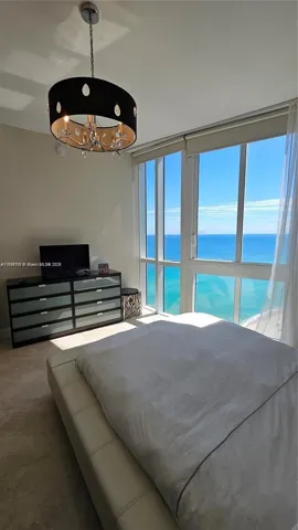 Second master bedroom