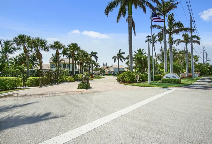 Gated entrance to Bay Tree