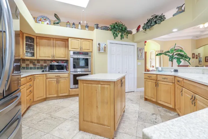 15-Kitchen