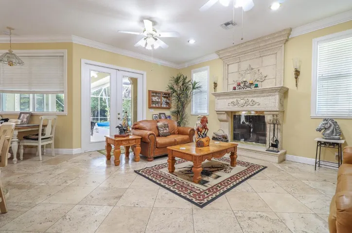 18-Family Room
