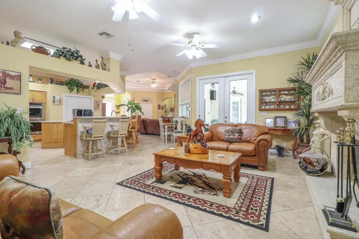 21-Family Room