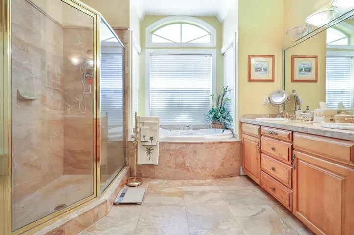26-Master Bathroom