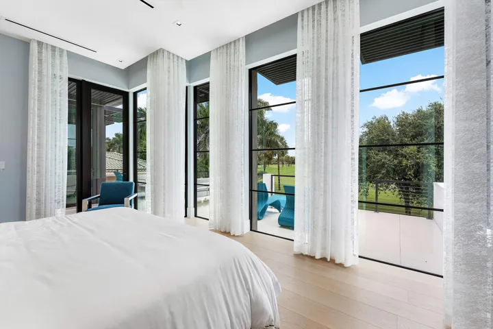 471_Royal_Palm_Way_77
