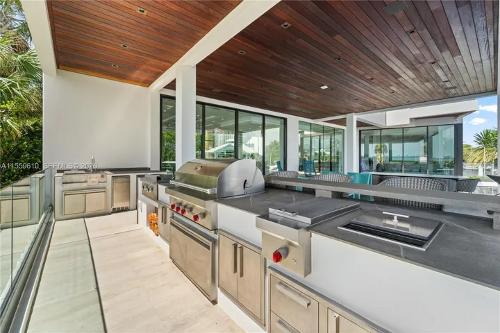 Custom Outdoor Kitchen