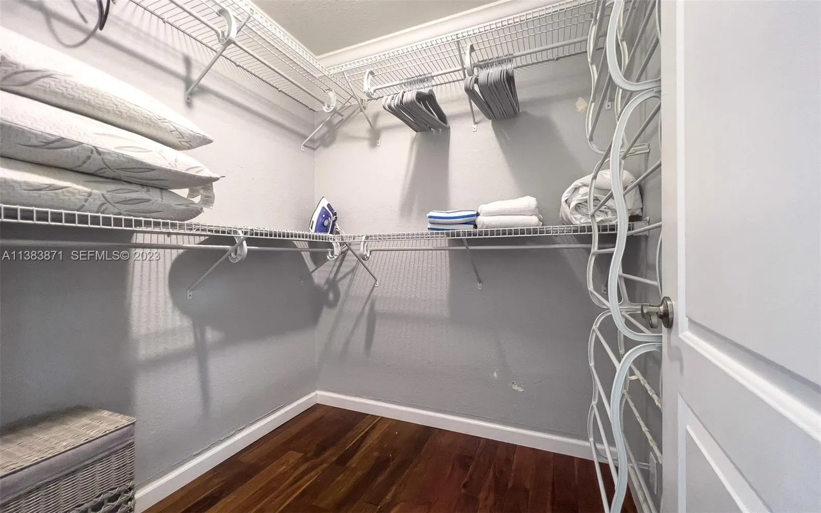 Photo 24