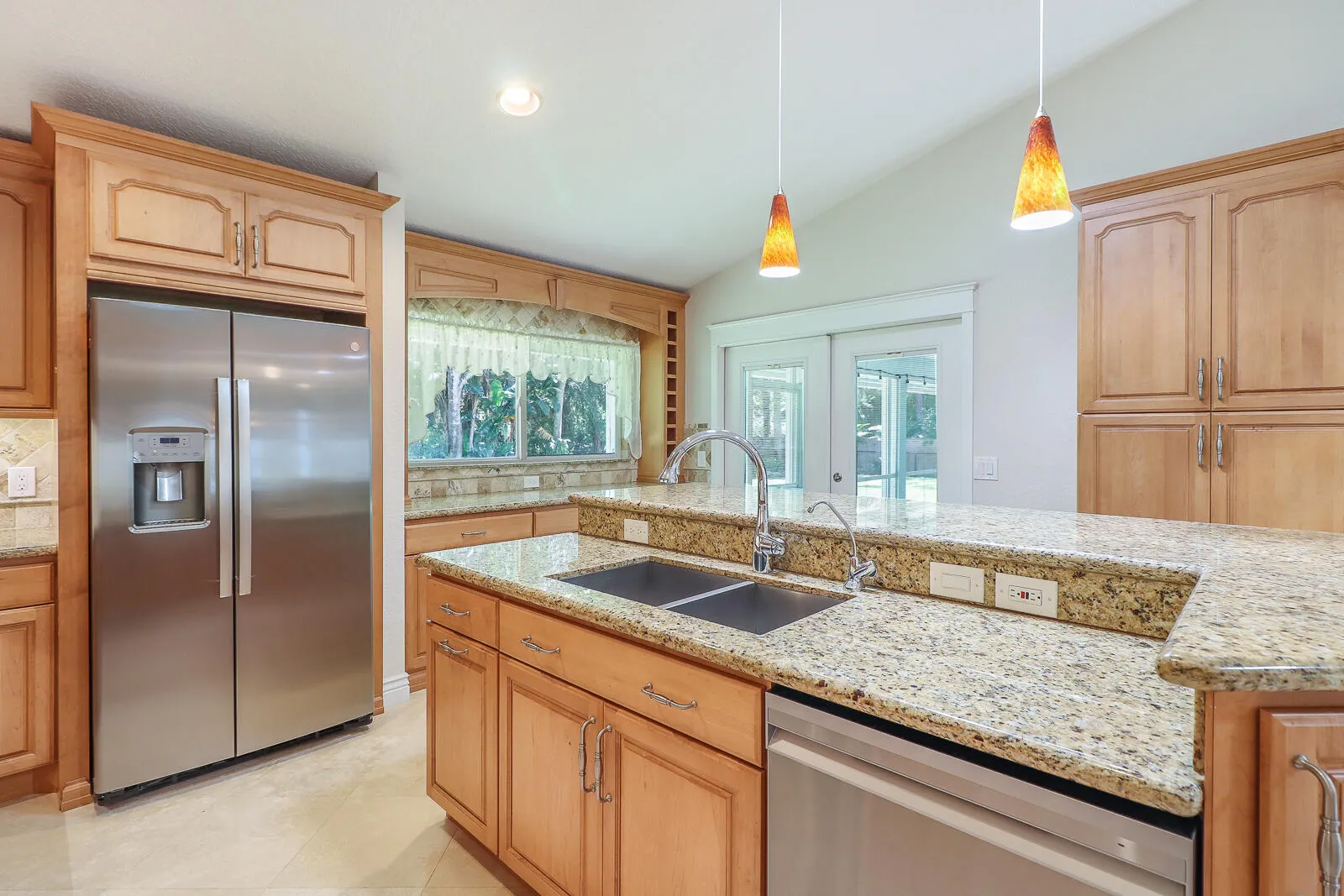 13-Kitchen