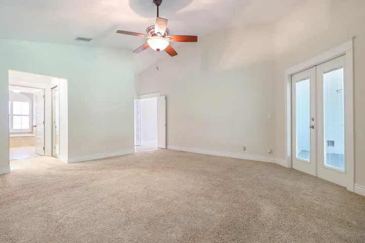 19-Master Bedroom