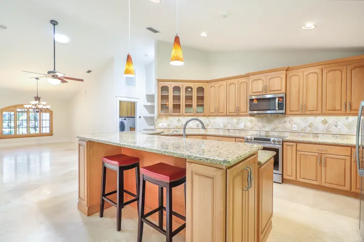 15-Kitchen
