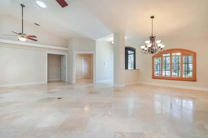08-Great Room