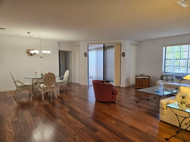 OPEN LIVING DINING ROOM