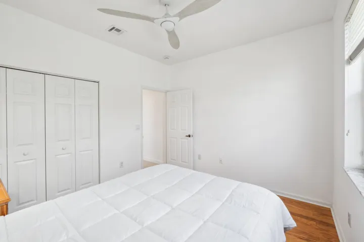 30-web-or-mls-Westchester Club Dr-030420