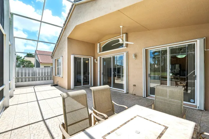 36-web-or-mls-Westchester Club Dr-patio