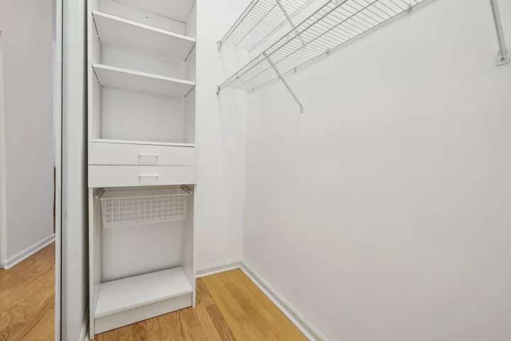 22-web-or-mls-Westchester Club Dr-030420