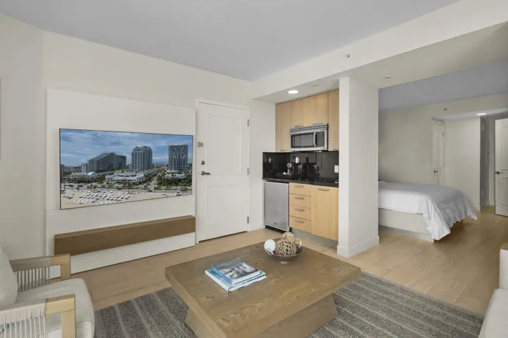 505 N Fort Lauderdale Beach Blvd Unit 18