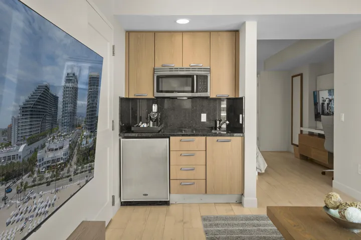 505 N Fort Lauderdale Beach Blvd Unit 18