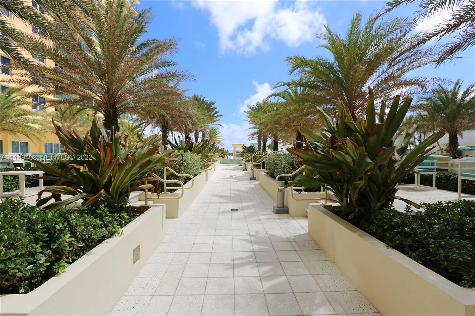 Photo 40