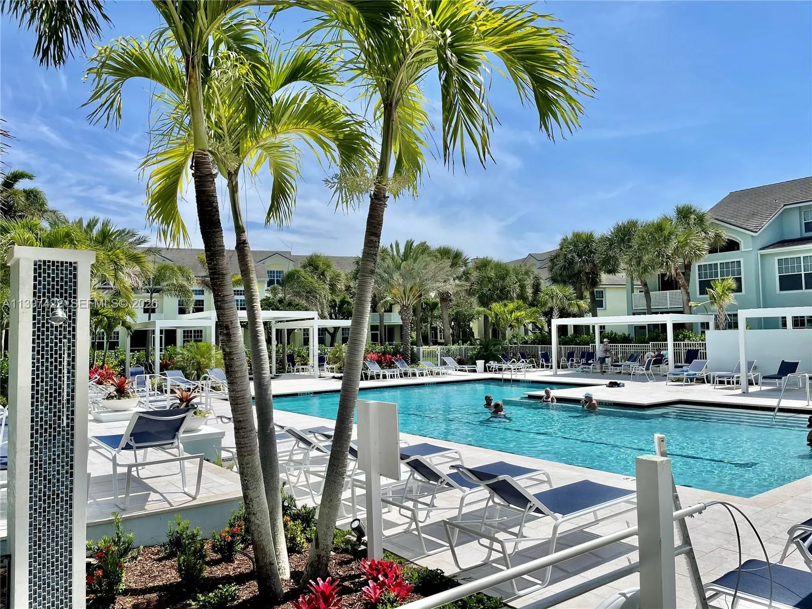 Community pool