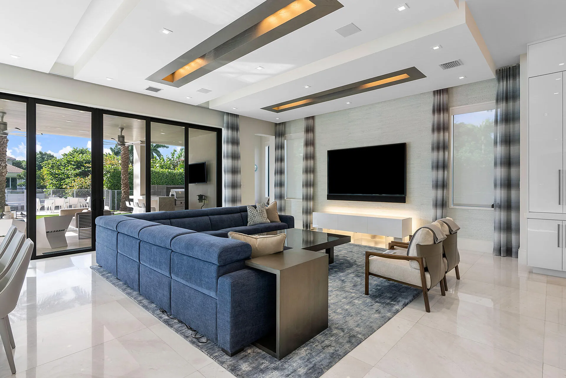 290_South_Maya_Palm_Drive_28