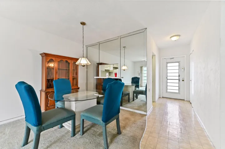 09 dining area 02
